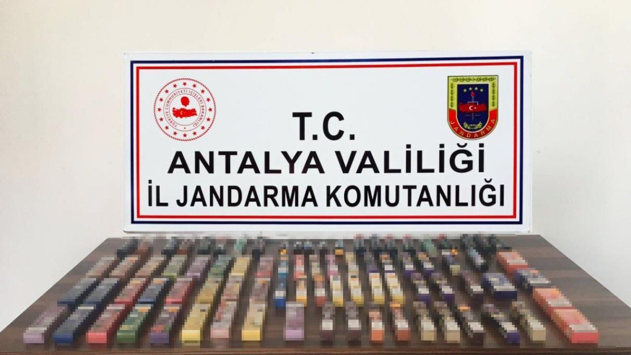 Alanya’da kaçak elektronik sigara ele geçirildi