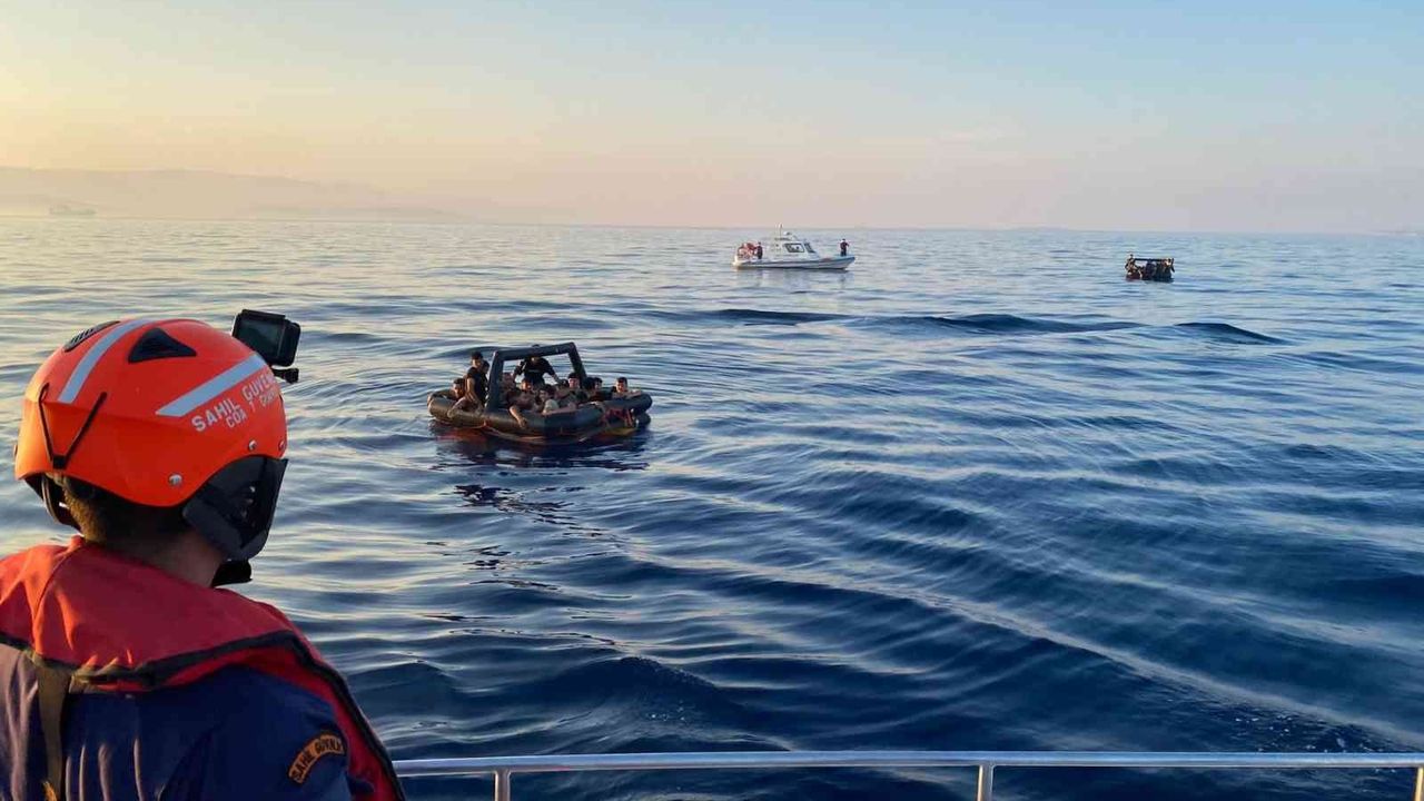 Ege sularında 65 göçmen kurtarılırken, 192 göçmen ve 5 göçmen kaçakçısı yakalandı