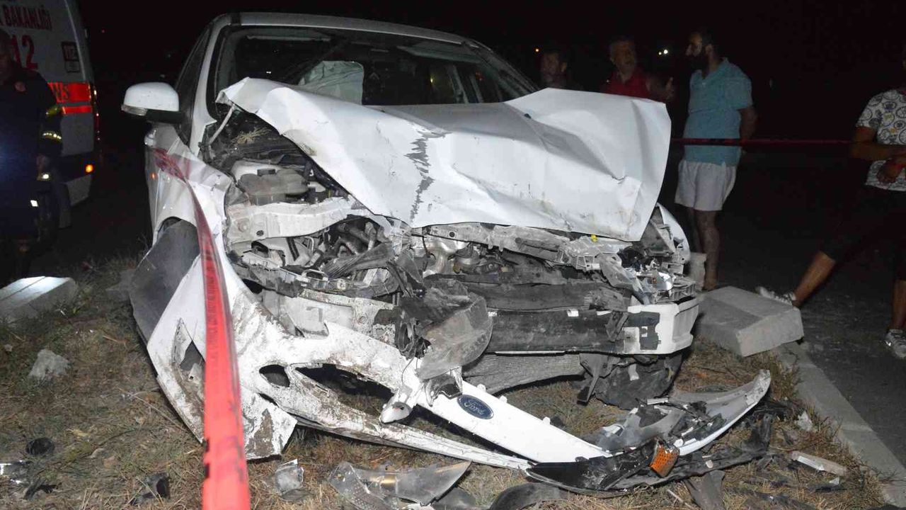 Sakarya’da iki otomobil çarpıştı: 5 yaralı
