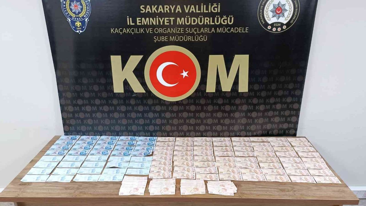 Sakarya’da sahte alkol, para ve kaçak tütün operasyonu: 3 gözaltı