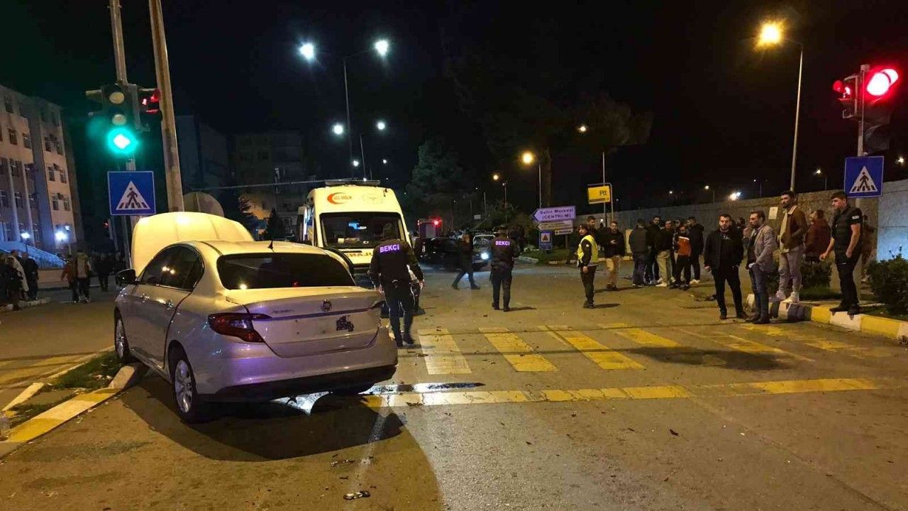 Trabzon’da trafik kazası: 1’i ağır 3 yaralı