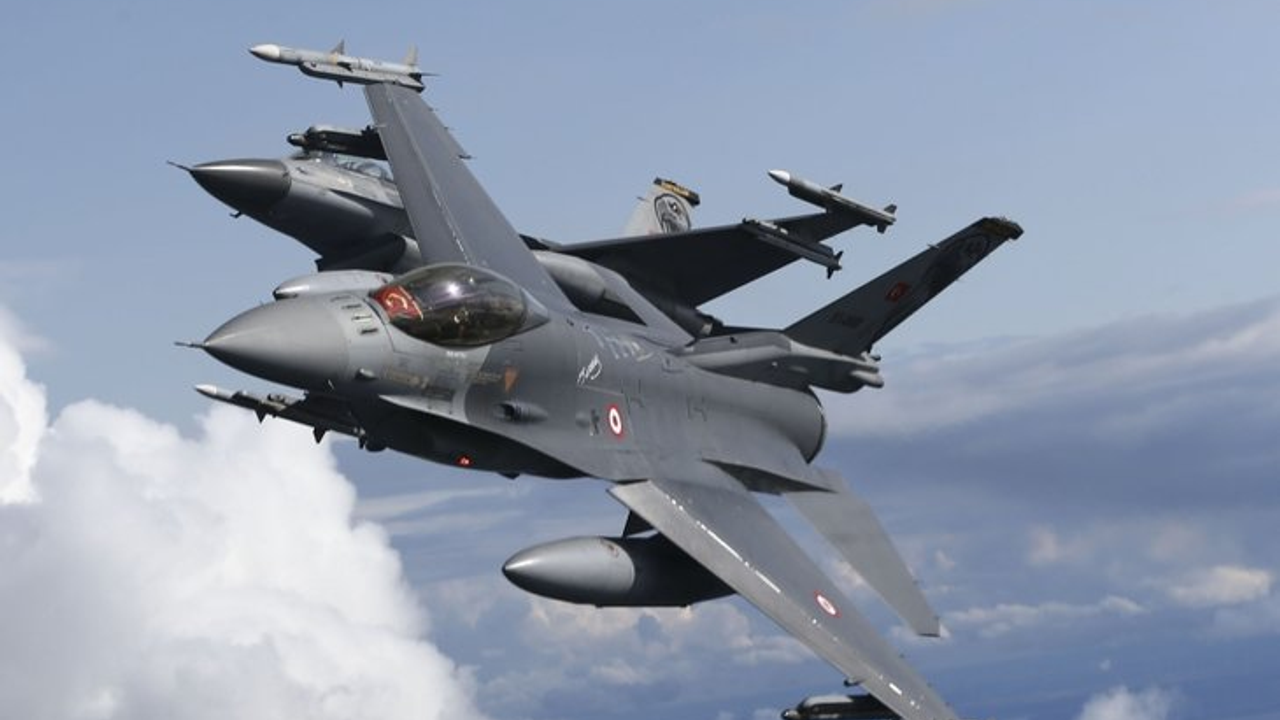 ABD'nin F-16 kararı sonrası Yunan basını karıştı! Türkiye düşmanına sarıldılar