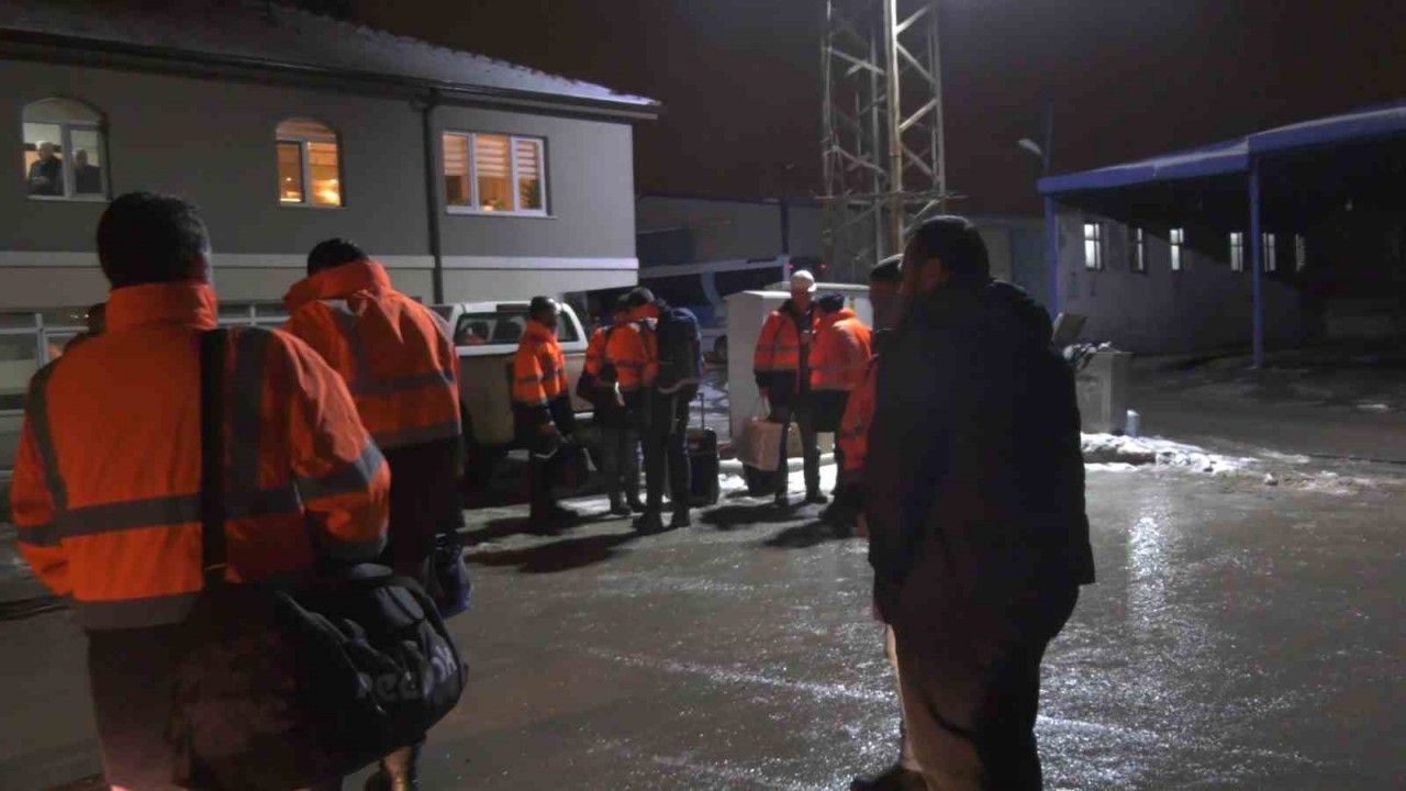 Ankara İtfaiyesi Kahramanmaraş’ta çalışmalarını sürdürüyor: 20 can kurtarıldı