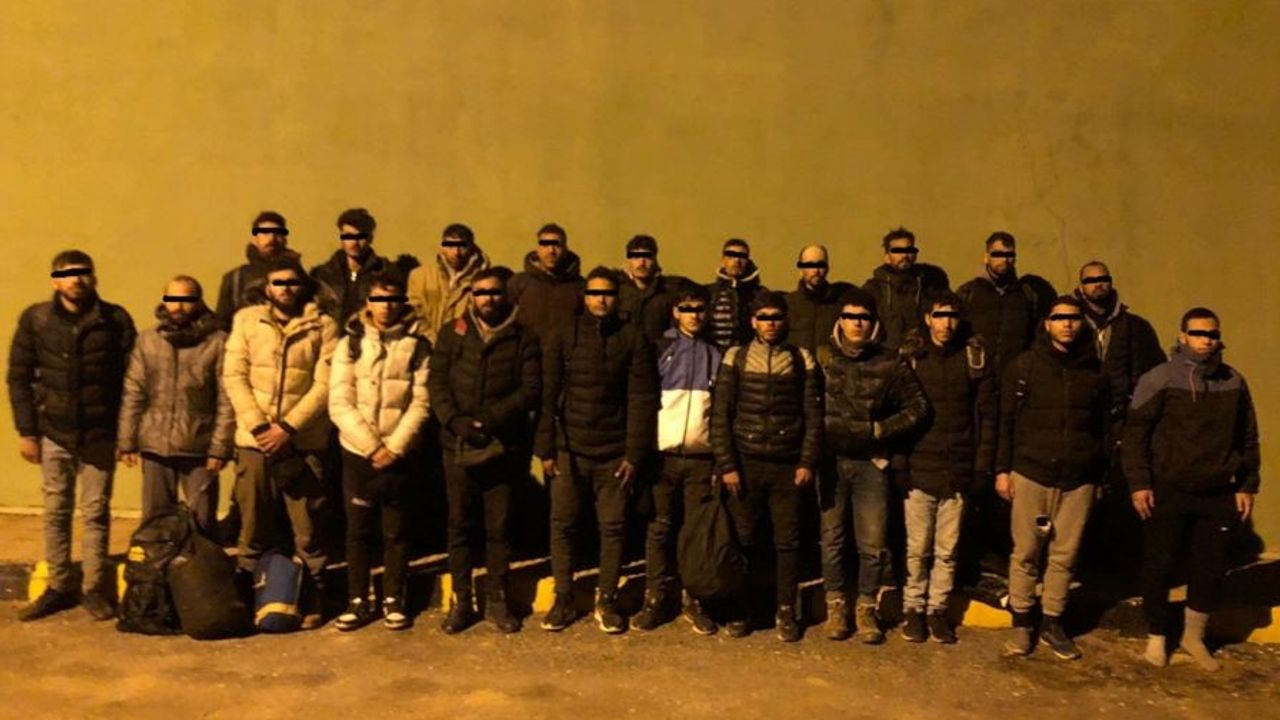 Kırklareli’nde 300 kaçak göçmen yakalandı