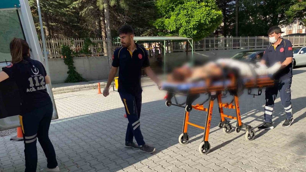 Konya’da pikap ile elektrikli bisiklet çarpıştı: 1 yaralı