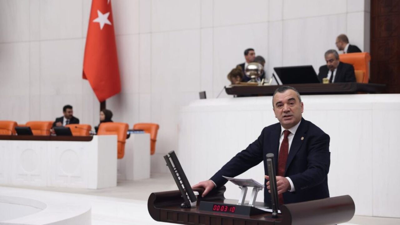 Trabzon Milletvekili Yavuz Aydın,  Çamburnu Tersanesi ile ilgili TBMM’de soru önergesi verdi!