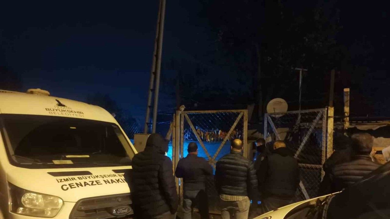 İzmir’de oğlu tarafından bıçaklanan kadın hayatını kaybetti