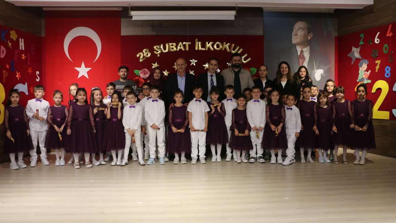 Of'ta okuma ve yazma öğrenen ilkokul öğrencileri için etkinlik yapıldı