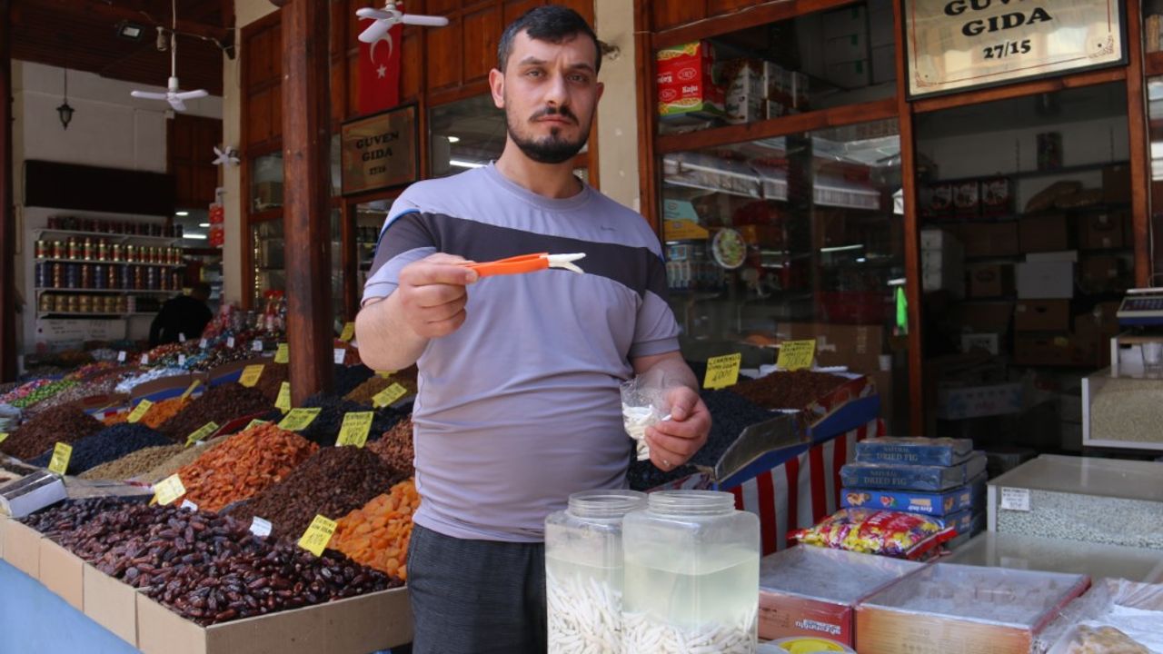 Dünyanın en pahalı sakızı: Çeyrek altını geçti, yarım altınla yarışıyor
