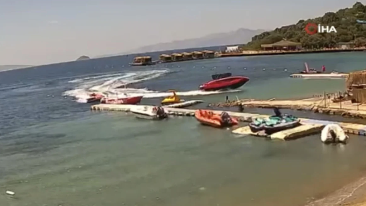 Deniz yatağı  kıyıdaki tekneye  çarptı! Suda can pazarı