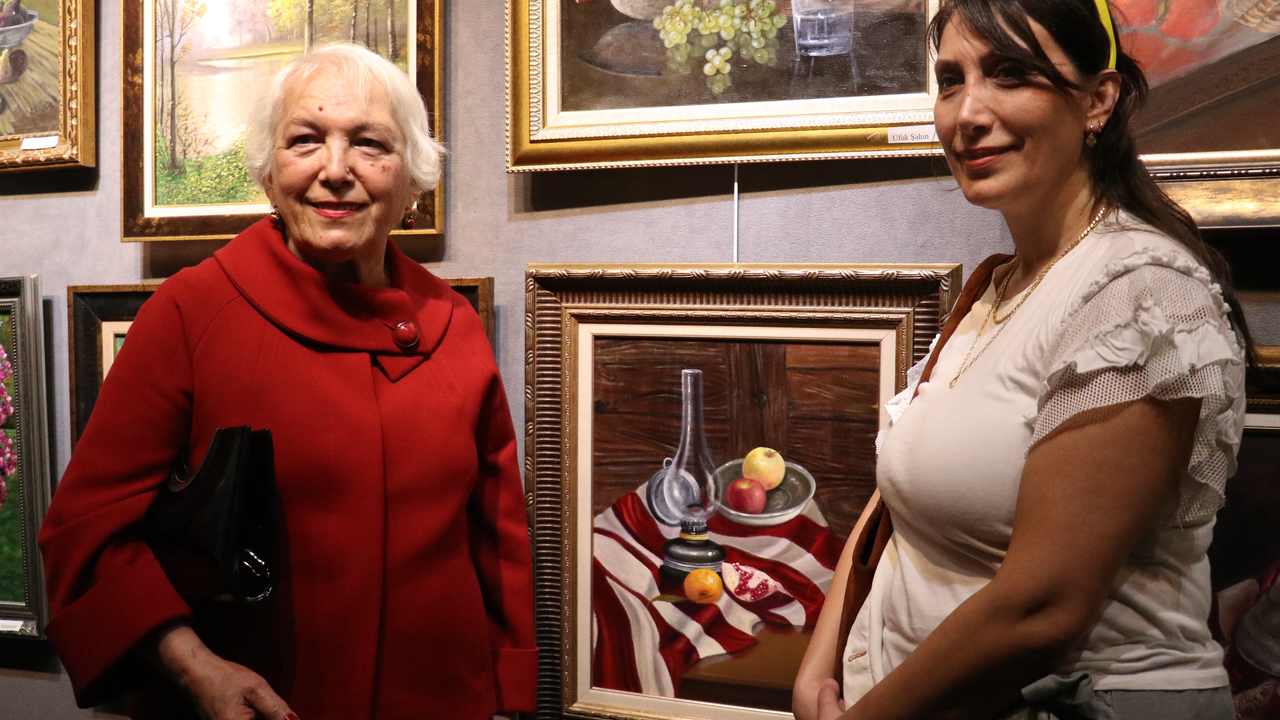 Trabzon'da Ressam Abit Güner anısına resim sergisi açıldı