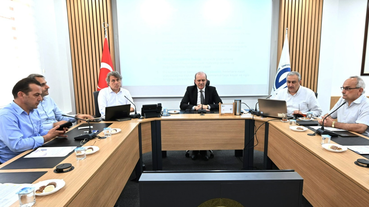 KTÜ’de 2025 yılı Strateji Geliştirme Kurulu toplantısı gerçekleştirildi