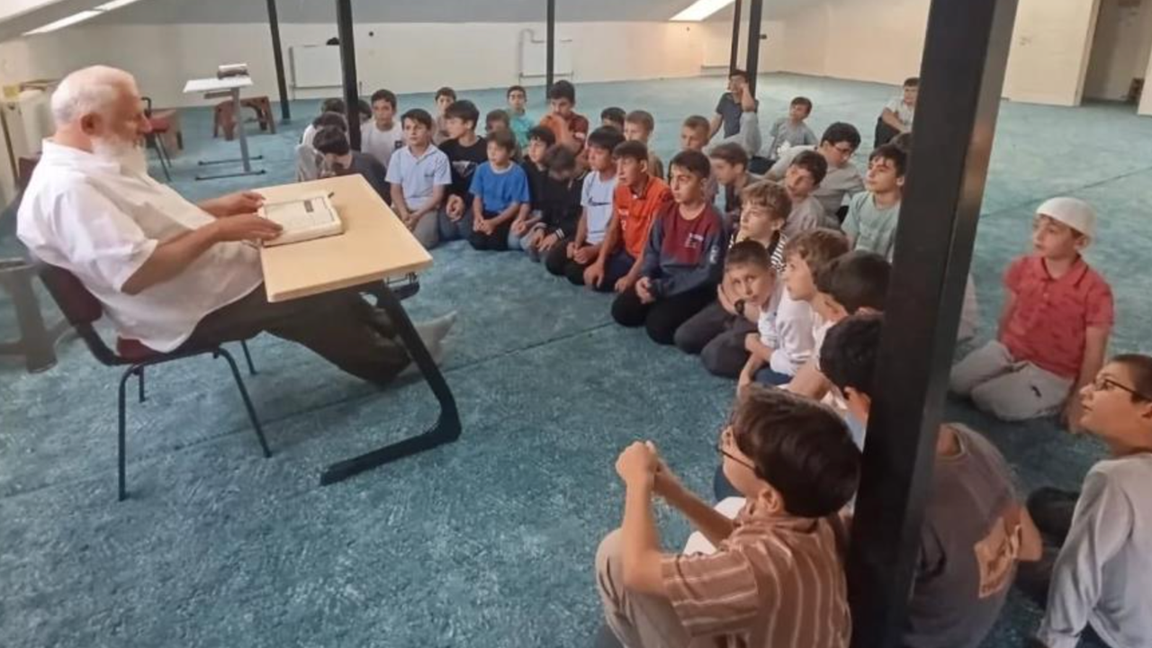 Kur'an kursu öğrencilerine ailenin önemi anlatıldı