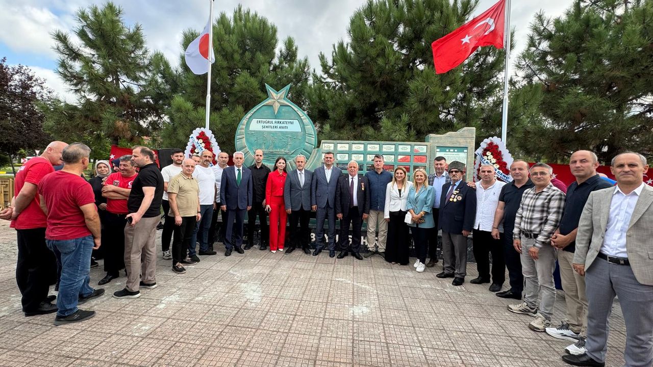 MHP Trabzon, Şehitler Anıtı'nın açılışına katıldı!