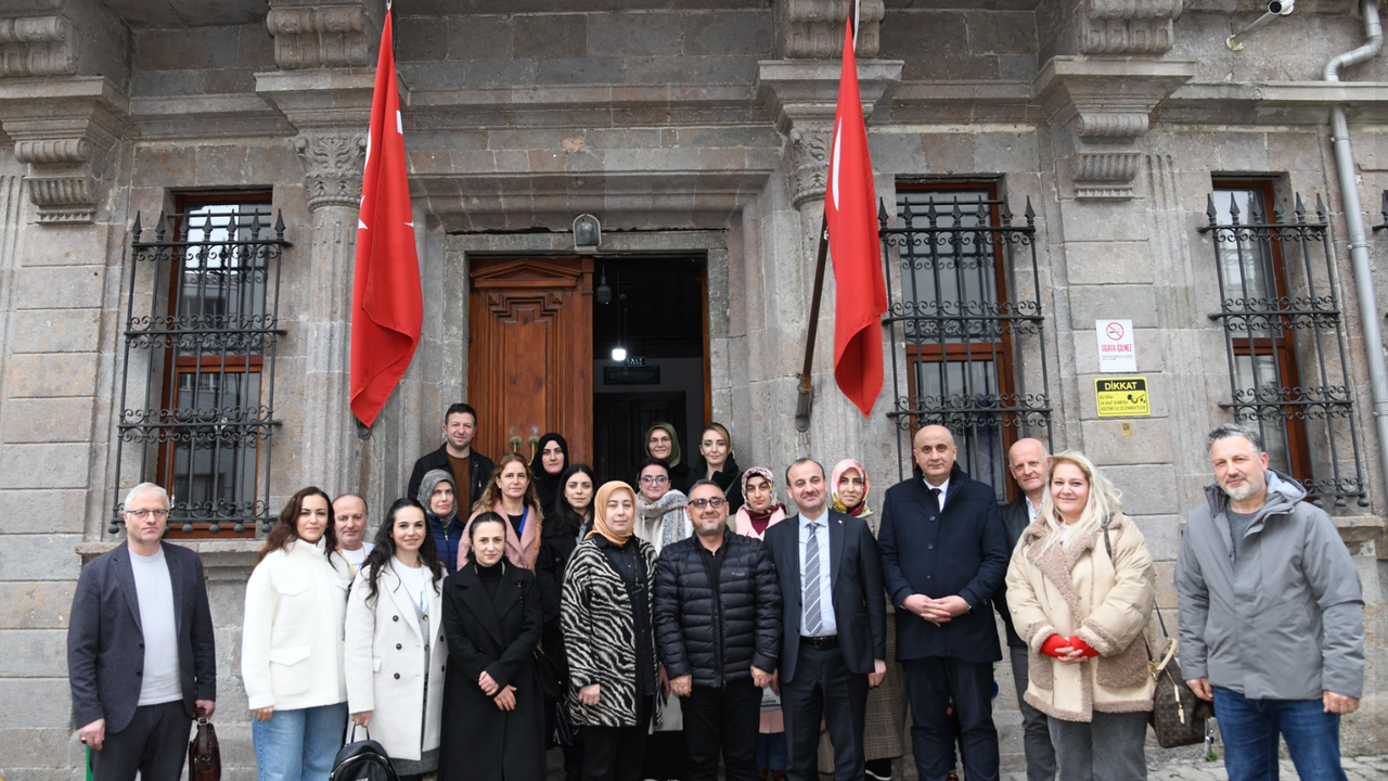 Trabzon Öğretmen Akademileri’nden anlamlı edebiyat söyleşisi
