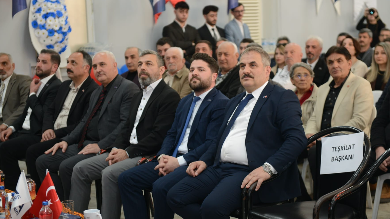 Anahtar Parti Trabzon'da o isim güven tazeledi!