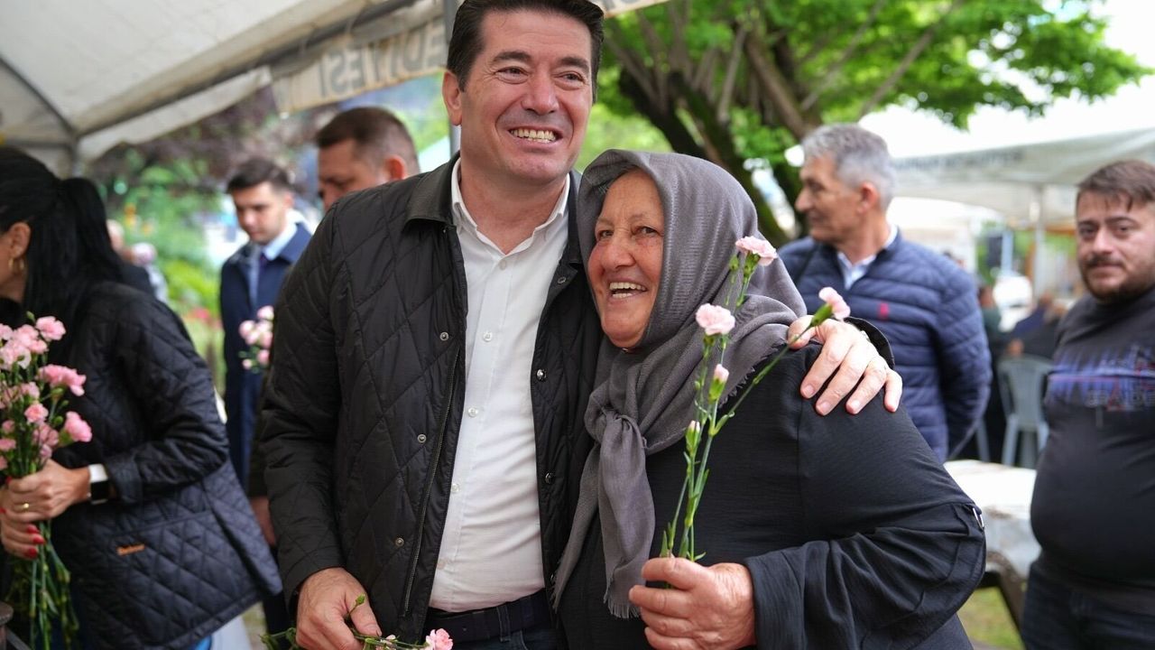 Başkan Kaya, Anneler Günü'nü kutladı!