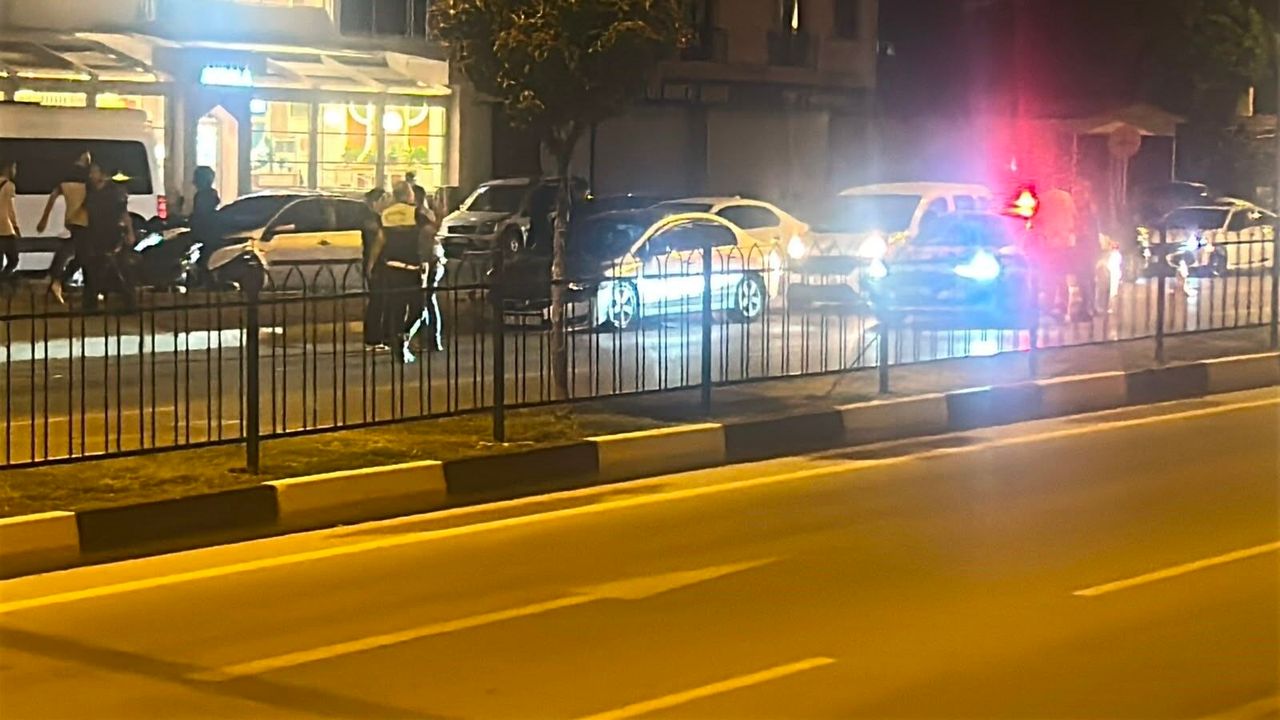 Otomobille çarpışan motosikletin 18 yaşındaki sürücüsü hayat