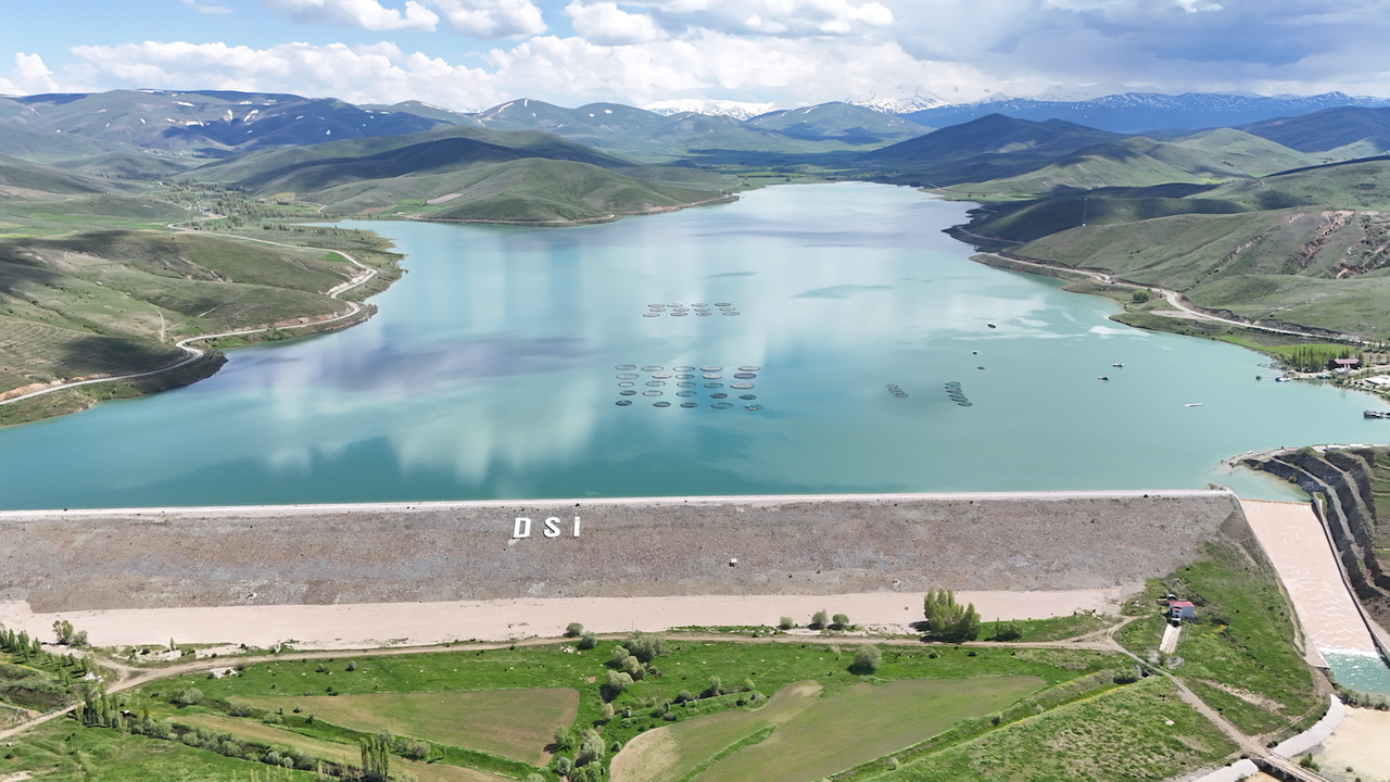 Bayburt’ta Demirözü Barajı yüzde 100 doluluğa ulaştı