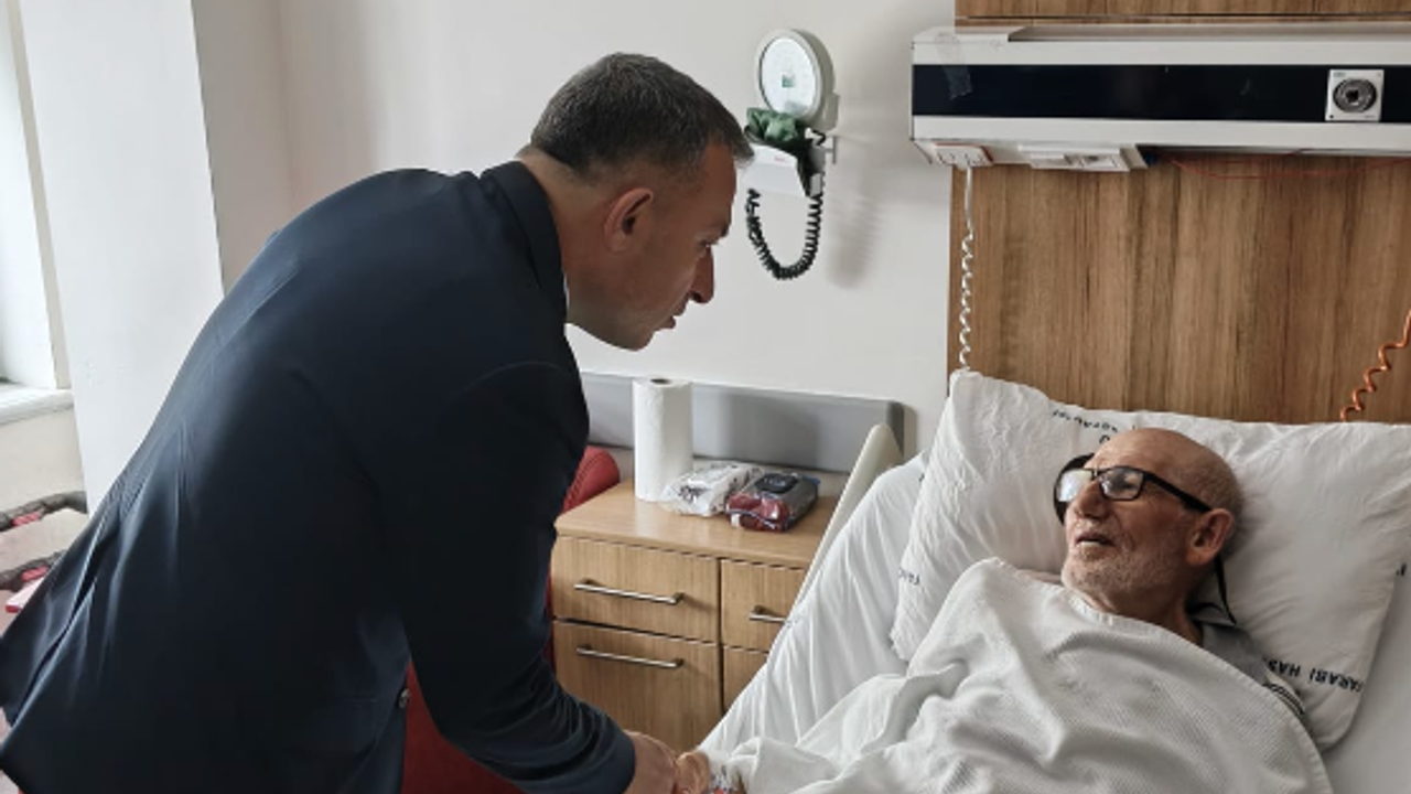 Trabzon Valisi Şahin, MHP İl Başkanı Sivrikaya’nın babasını 