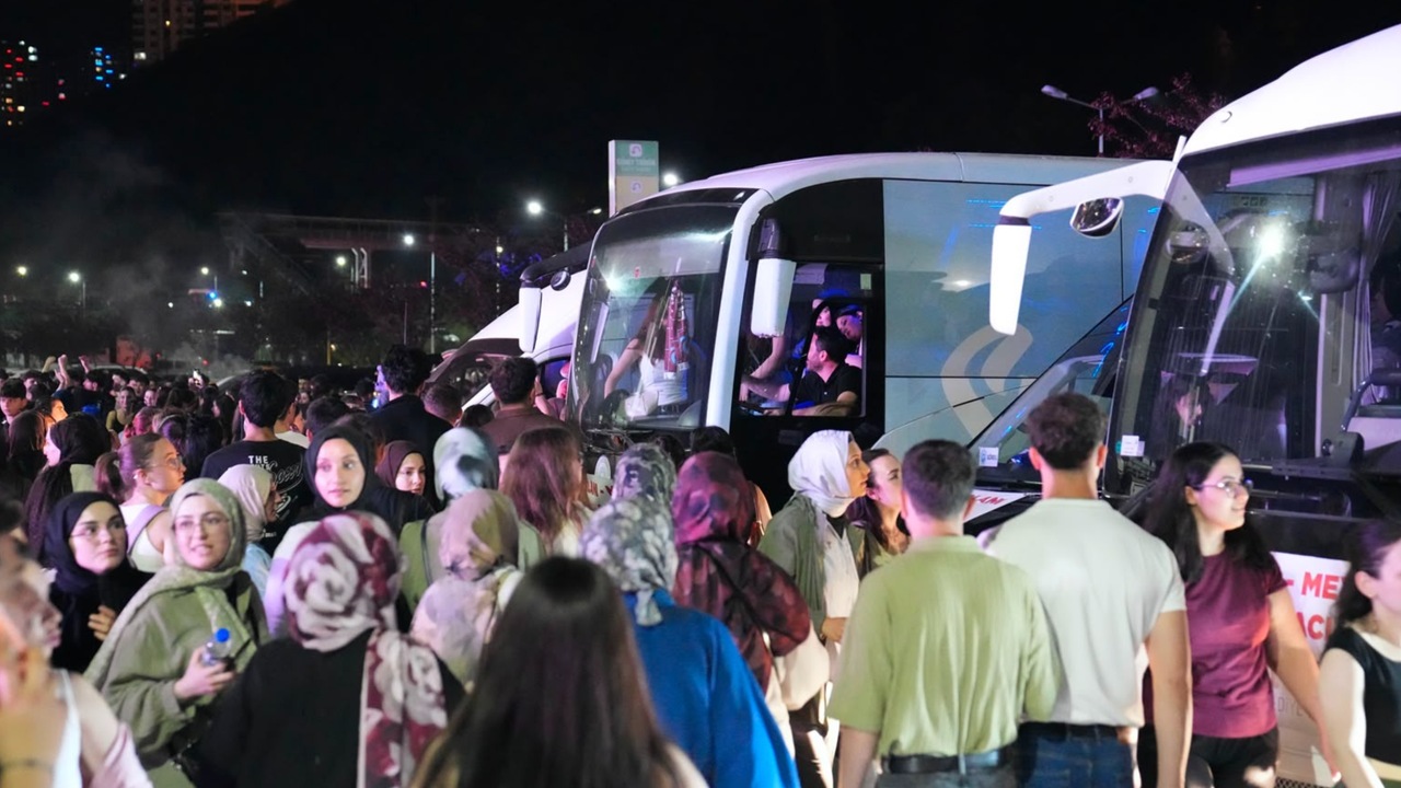 Başkan Kaya’dan konser sonrası araç desteği