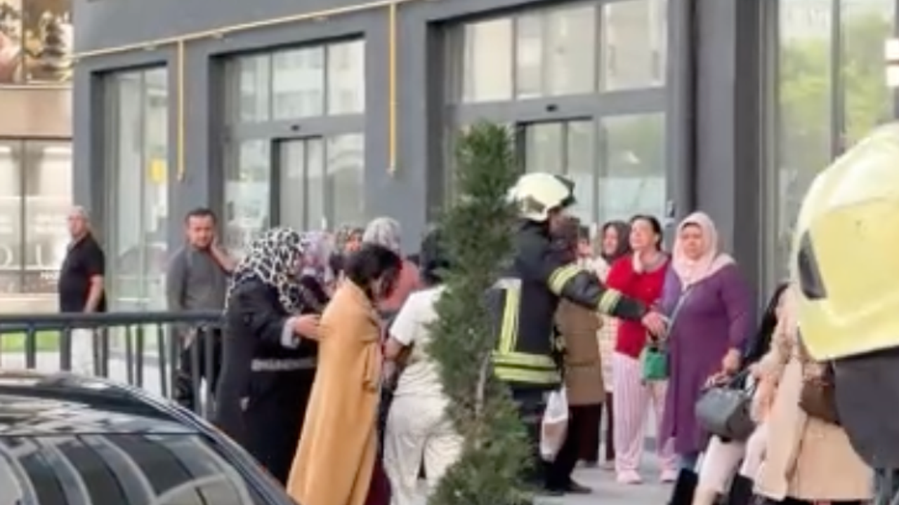 20 katlı binada yangın paniği, bina sakinleri sokağa döküldü