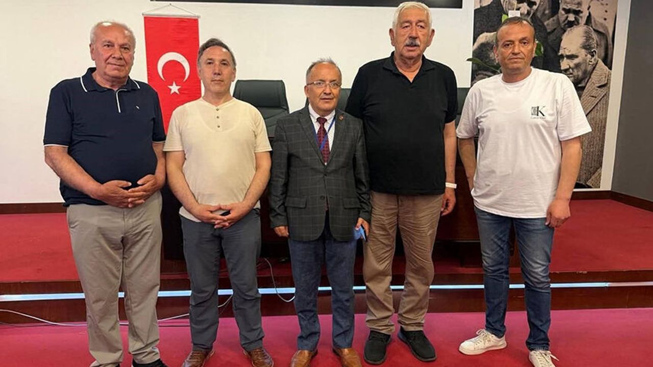 Giresun Gazeteciler Derneği’nde Bekir Bayram güven