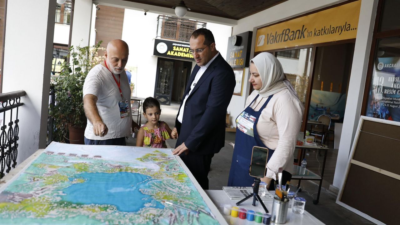 Akçaabat'ta sanatın renkleri buluşuyor