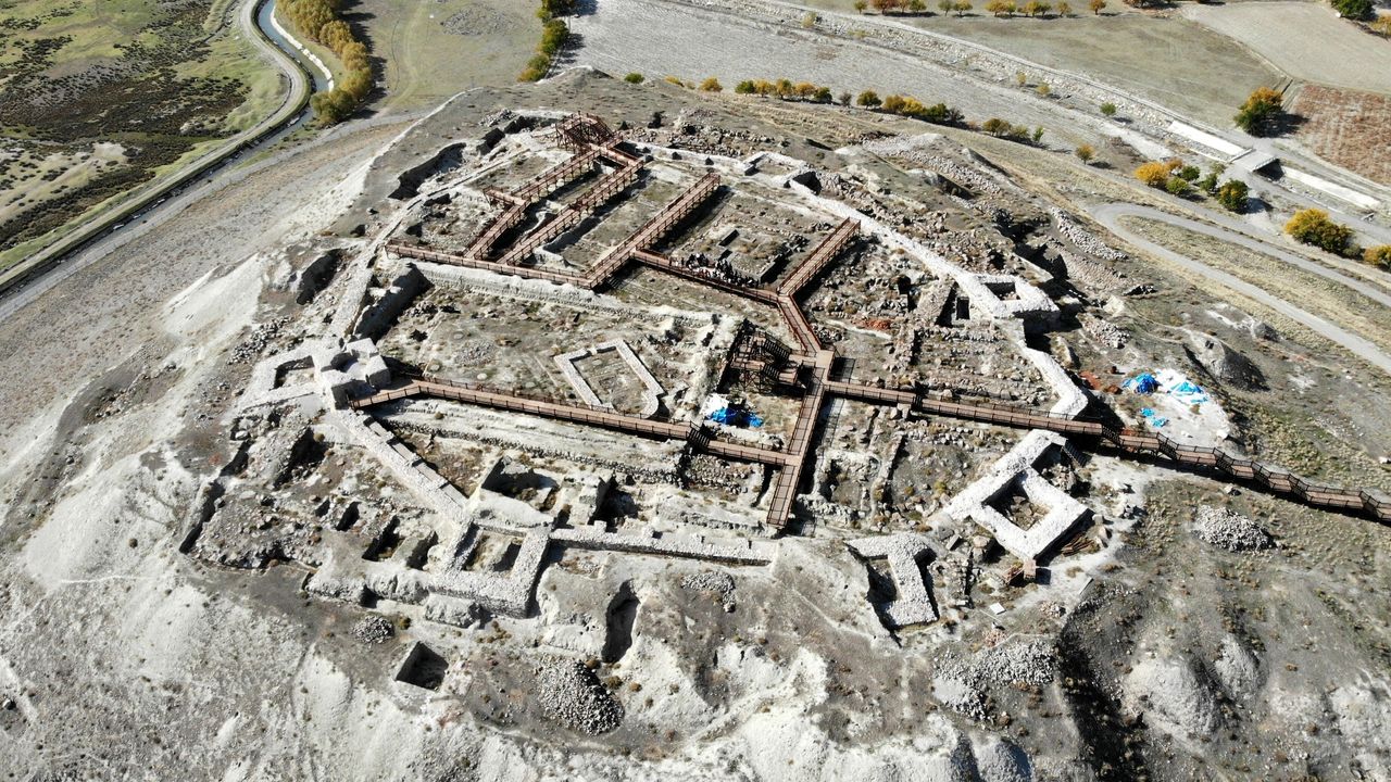 Urartu mirası Altıntepe’ye yeni dokunuş