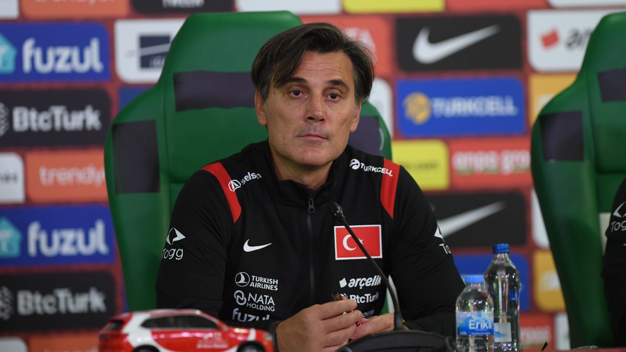 Vincenzo Montella'dan istifa açıklaması: "Hayır, yaptığım çalışmalara inanıyorum"