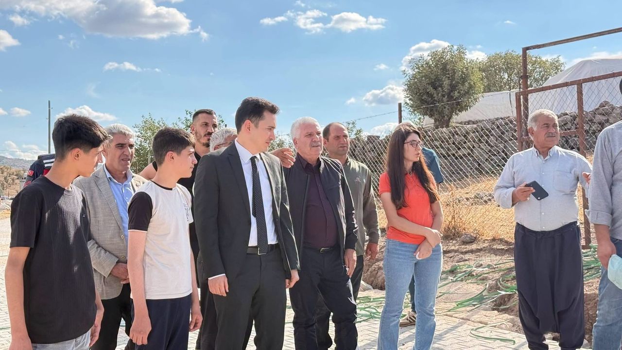 Mahalle yolları yapımı denetlendi