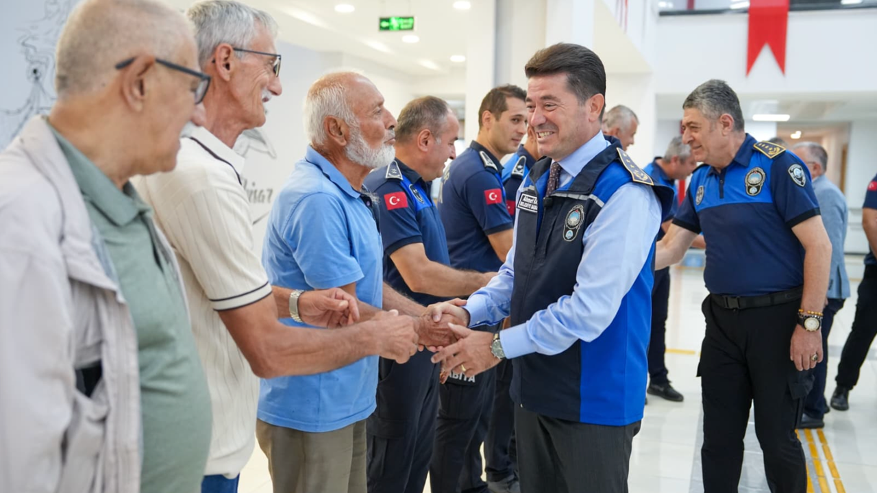 Başkan Kaya Zabıta Haftası'nı personeliyle birlikte kutladı