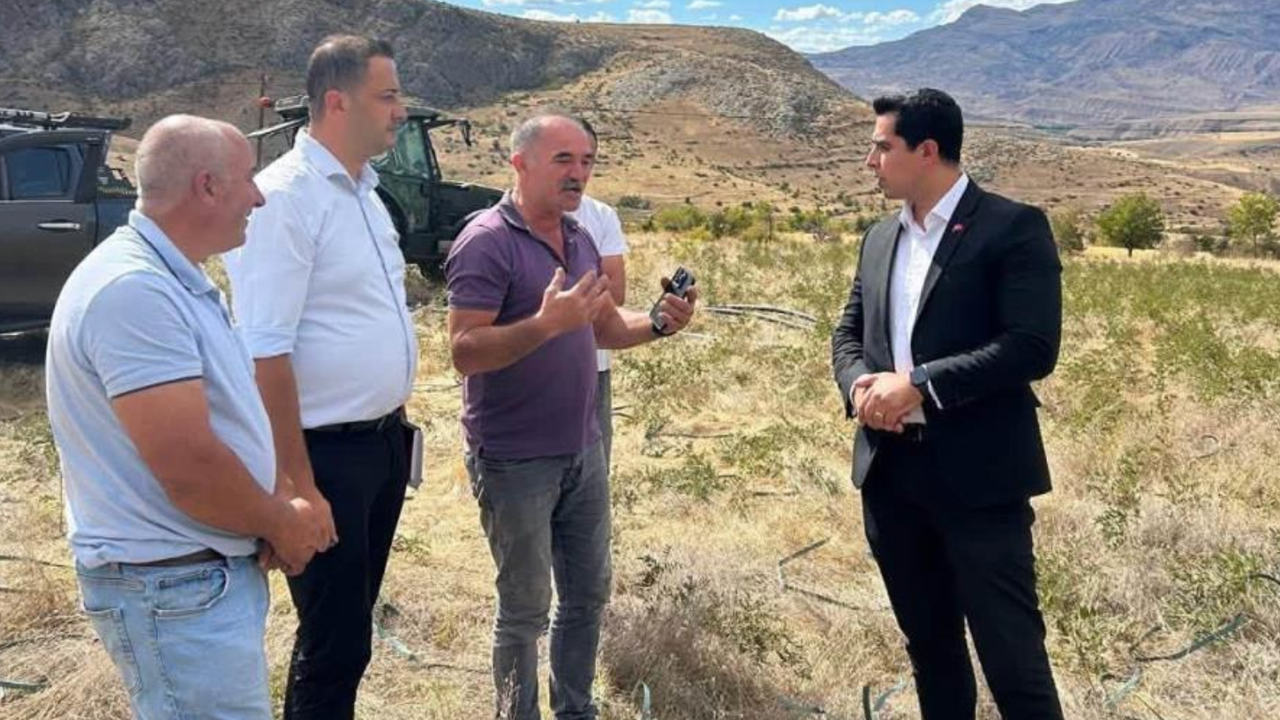 Kemah’ta Mermerli köyünün sulama suyu hattı çalışmaları incelendi