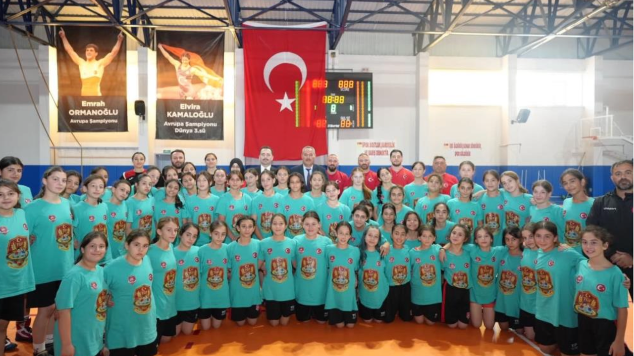 Üzümlü’de milli güreşçiler için gelişim kampı