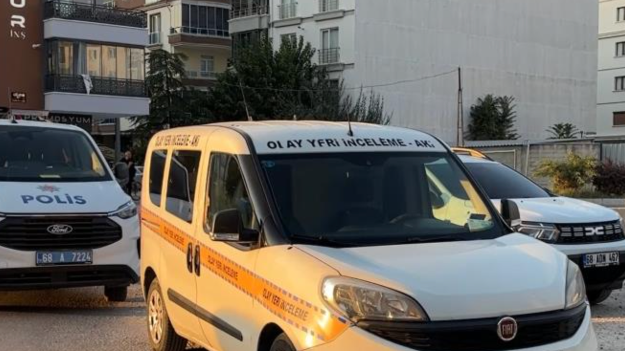 18 yaşındaki genç kızdan acı haber