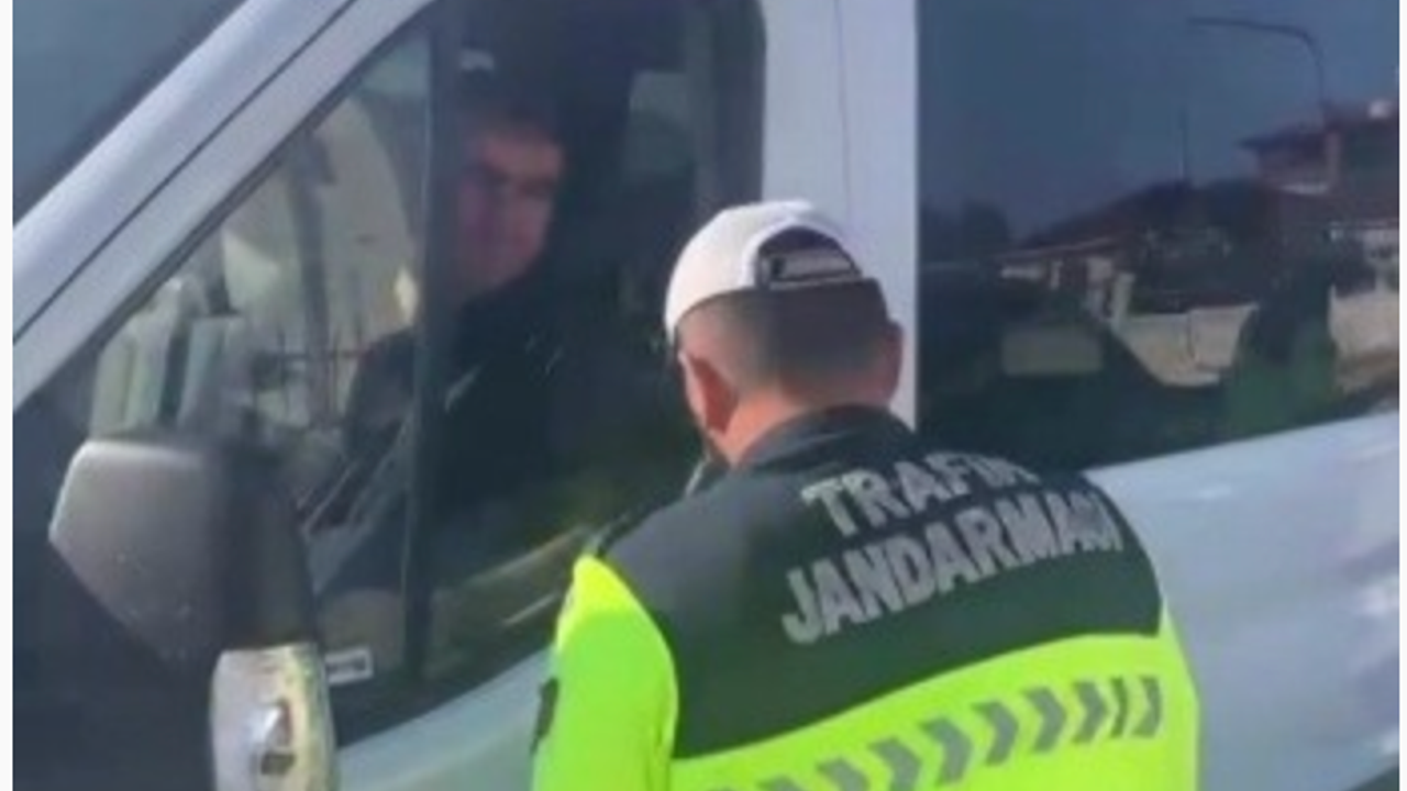 Erzincan'da okul çevreleri ve servis araçları denetlendi