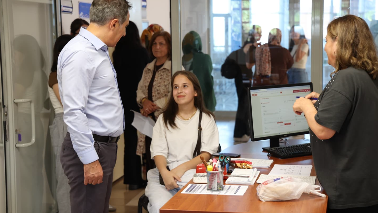 Trabzon'da yeni öğrencilerle tanıştılar