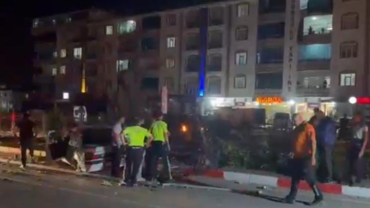 Elazığ'da trafik kazası :2 yaralı