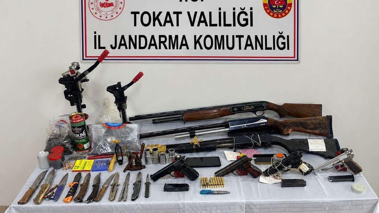 Jandarmadan silah kaçakçılığı operasyonu: 11 gözaltı