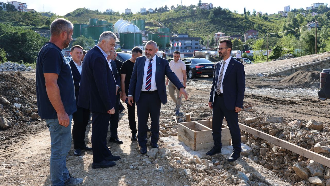 Milletvekili Büyükaydın, Arsin'de yatırımları yerinde inceledi