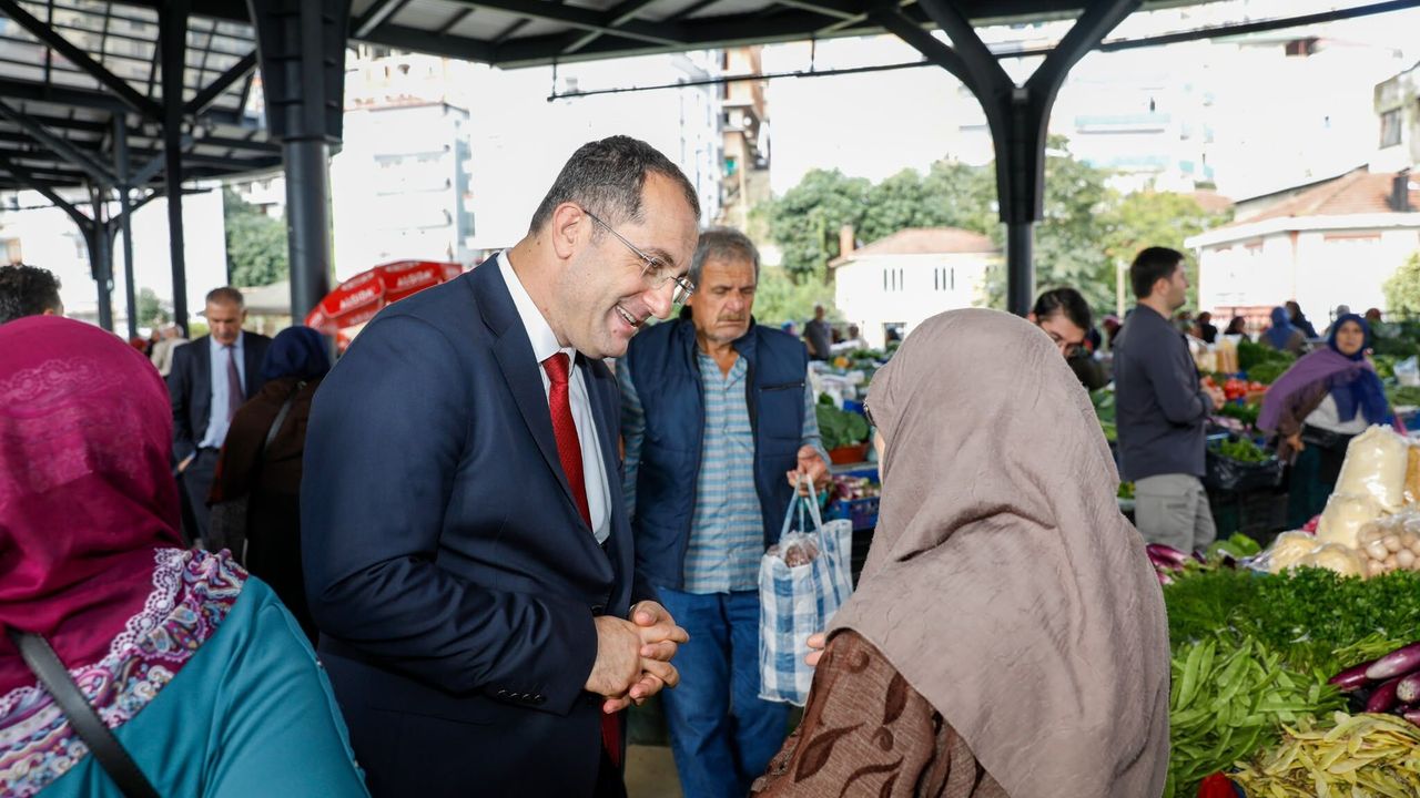 Akçaabat’ta sıcak görüntüler! Başkan Ekim vatandaşla buluştu