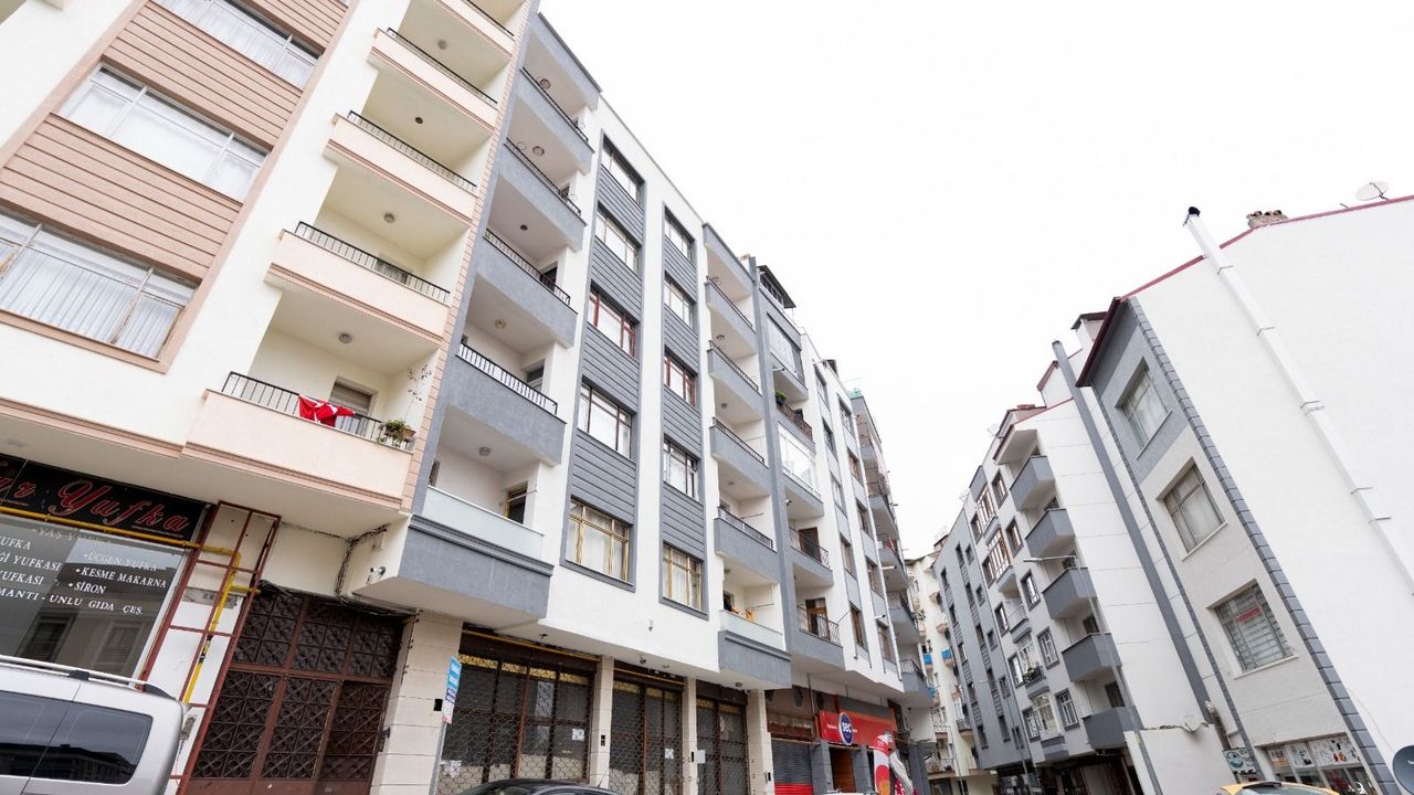 Akçaabat sokak sokak yenileniyor