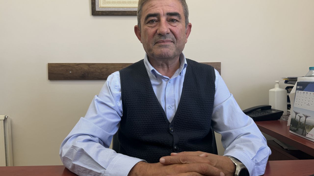 Elektronik sigara gençler arasında "sosyalleşme aracına dönüşmemeli" uyarısı