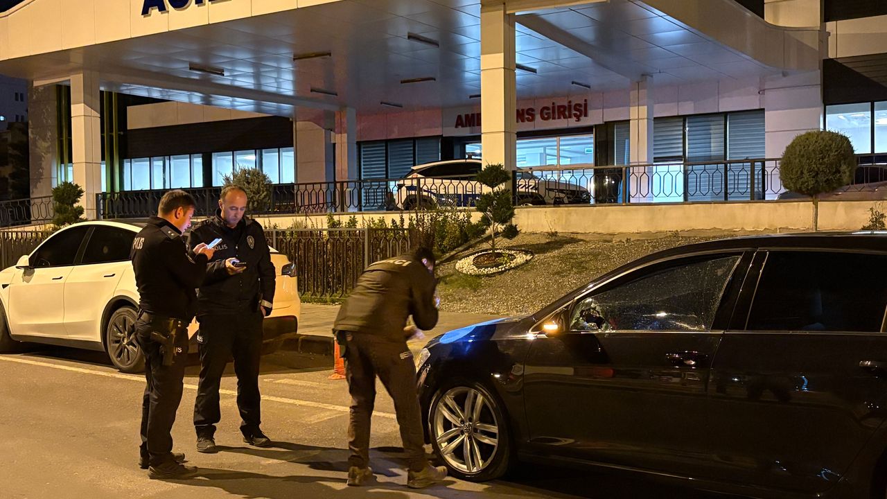 Bıçaklı kavgada 1 kişi yaralandı