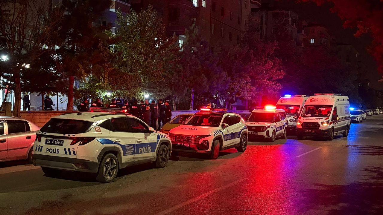 Önce babasını öldürdü, ardından intihar girişiminde bulundu