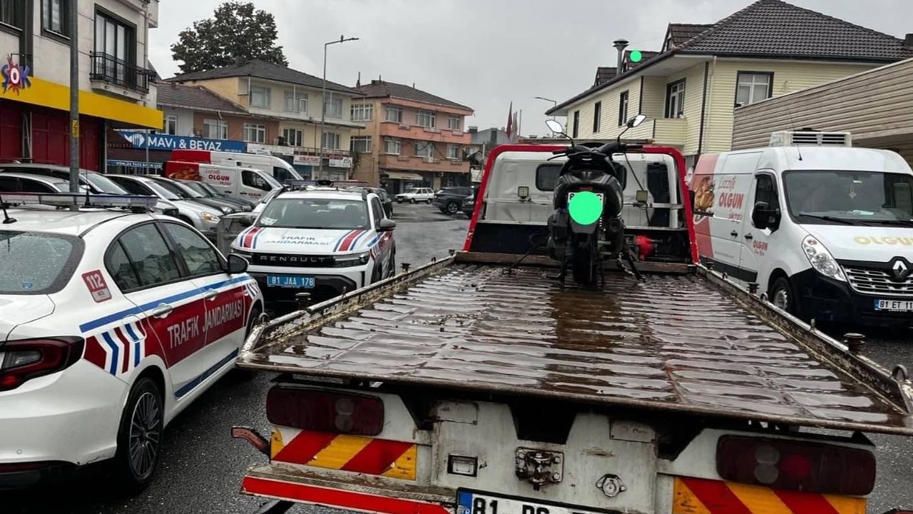 Düzce'de sosyal medya şovuna jandarma freni