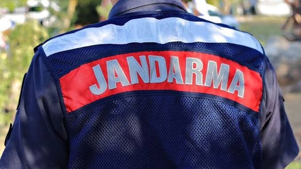 Bölgemizde jandarma denetimlerinde 60 aranan kişi yakalandı