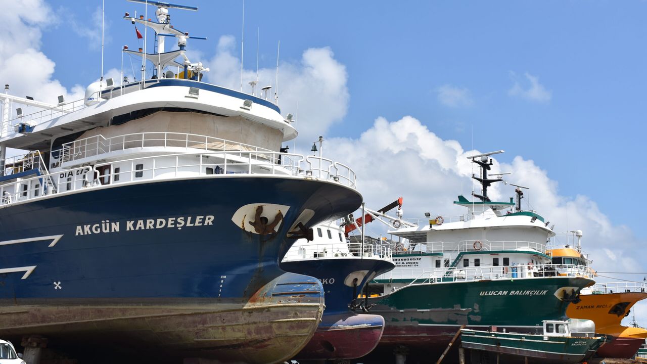 Trabzonlu balıkçılar av yasağının bitmesini heyecanla bekliyor!