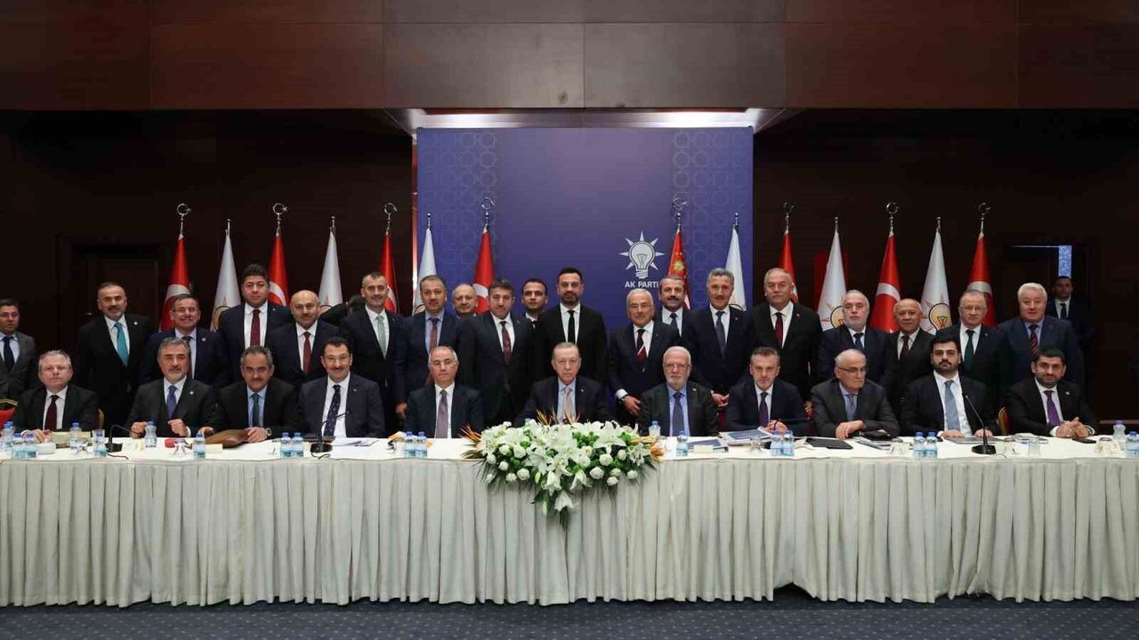 Güler: "Gökyüzü otağımız, al bayrak sancağımız”