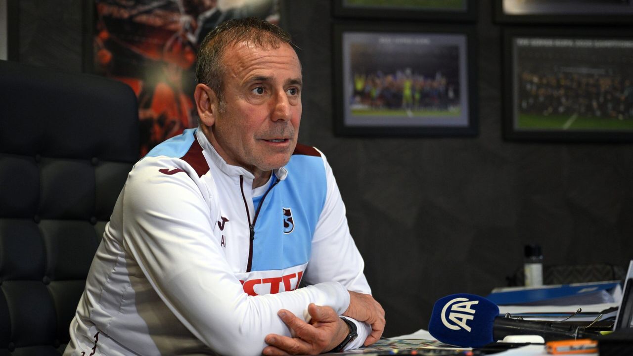 Trabzonspor'da Abdullah Avcı'dan yıldız isimle özel görüşme...